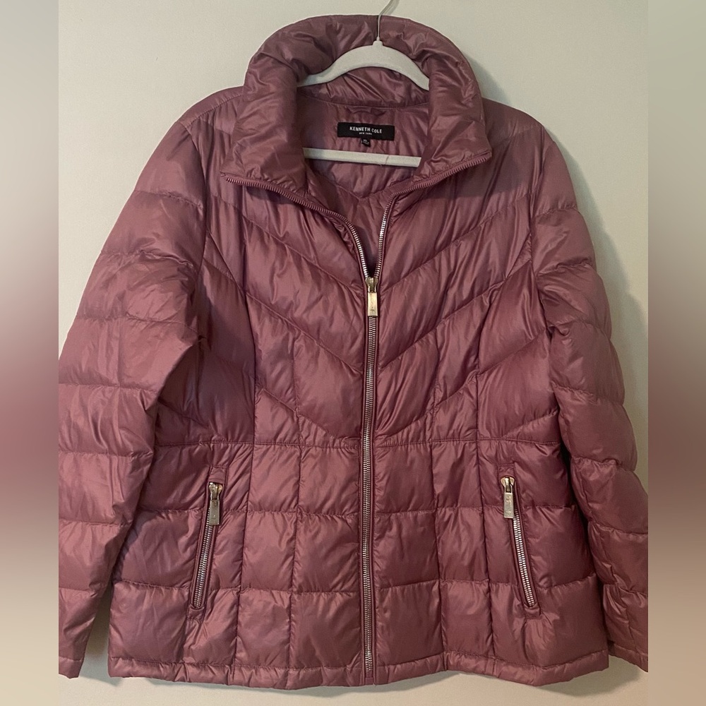 Kenneth Cole New York zip front Down Jacket with Zipper closure